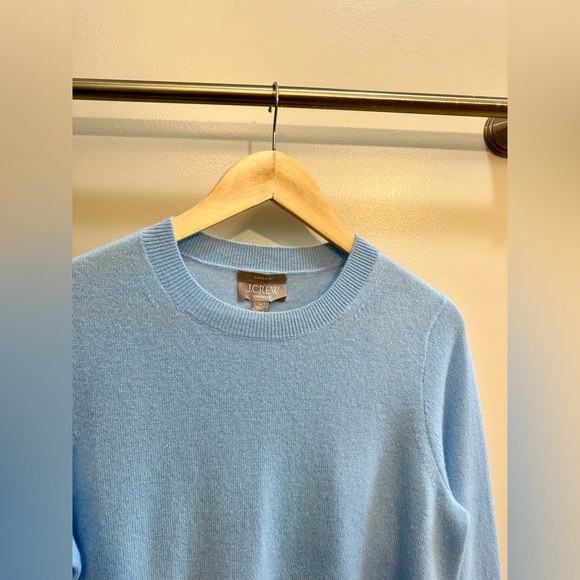 J.Crew Women’s 100% Cashmere Classic Fit Crewneck Sweater Size S in Light Blue - Picture 5 of 12